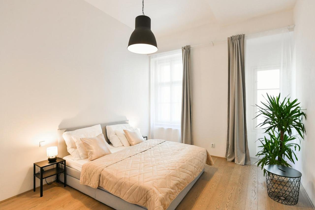 Klimentska 52 Residence Прага Екстериор снимка
